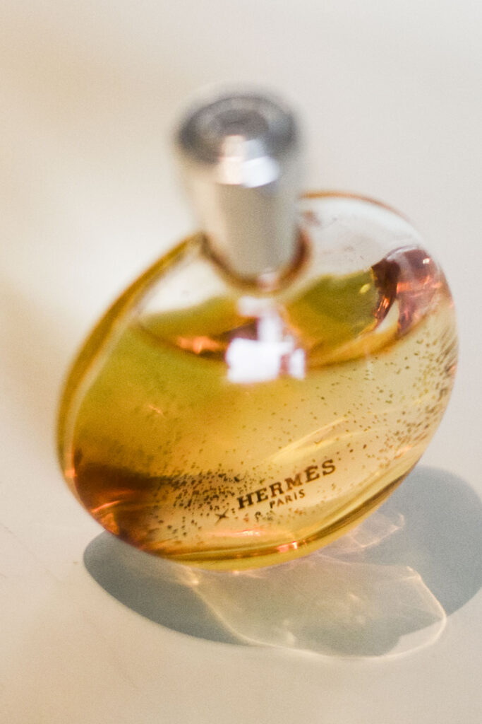 • “Luxury wedding photography in Santorini by Nikos Gogas” • “Emotional wedding portraits by Greek photographer Nikos Gogas” • “Natural light engagement photo shoot in Mykonos” • “Fine art couple session in Athens, Greece” • “Destination wedding photographer in Greece – Nikos Gogas”